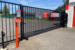 Public Storage - Kent - 8611 S 222nd Street - Photo 4