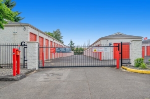 Public Storage - Vancouver - 7601 NE 5th Ave - Photo 4