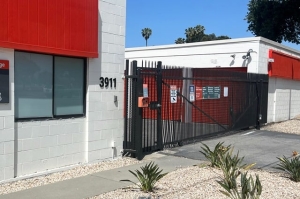 Public Storage - San Jose - 3911 Snell Ave - Photo 4