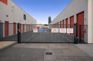 Public Storage - Fremont - 47209 Warm Springs Blvd - Photo 4