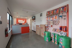 Public Storage - Fremont - 47209 Warm Springs Blvd - Photo 3