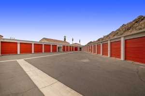 Public Storage - Palm Desert - 72150 Fred Waring Drive - Photo 2