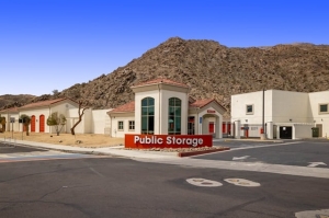 Public Storage - Palm Desert - 72150 Fred Waring Drive