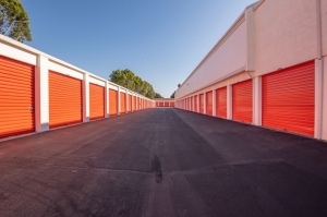 Public Storage - San Leandro - 15285 Hesperian Blvd