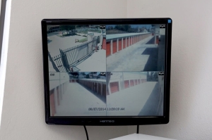 Public Storage - Riverside - 10789 Hole Ave - Photo 4