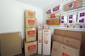 Public Storage - Riverside - 10789 Hole Ave - Photo 3