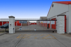 Public Storage - Oakley - 1625 Main Street - Photo 4