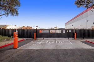 Public Storage - Hawthorne - 4880 W Rosecrans Ave - Photo 4