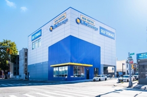 Storage Units at Life Storage - Brooklyn - 629 3rd Ave - 629 3rd Avenue