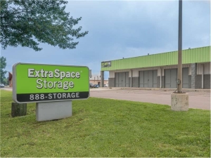Extra Space Storage - 8451 - Colorado Springs - Arlington Dr - Photo 6