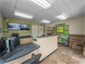 Extra Space Storage - 8452 - Colorado Springs - Delta Dr - Photo 3