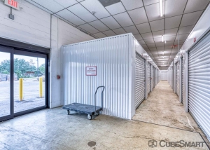 CubeSmart Self Storage - FL Bradenton Cortez Road West - Photo 4