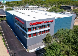 CubeSmart Self Storage - NY Plainview Fairchild Avenue - Photo 10