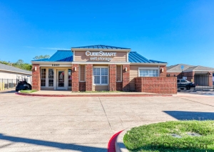 CubeSmart Self Storage - TX Arlington S Cooper Street - Photo 5