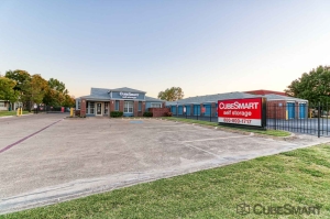 CubeSmart Self Storage - TX Dallas Forest Lane