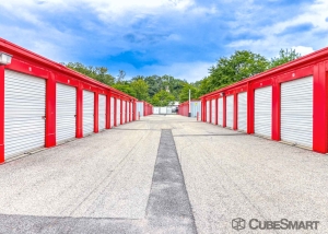 CubeSmart Self Storage - NY Poughkeepsie Van Wagner Rd - Photo 5