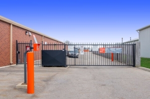 Public Storage - Westerville - 6159 Maxtown Rd - Photo 4