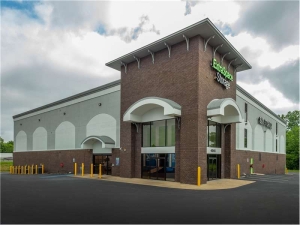 Extra Space Storage - 1662 - Montgomery - Carmichael Rd - Photo 6