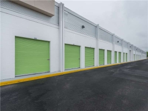 Extra Space Storage - 7120 - Montgomery - South Blvd - Photo 4