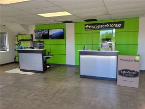 Extra Space Storage - 1014 - Newbury Park - Grande Vista Drive - Photo 3