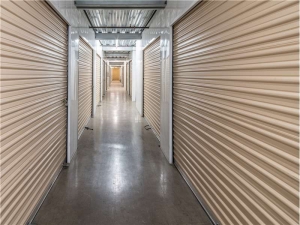 Extra Space Storage - 1014 - Newbury Park - Grande Vista Drive - Photo 5