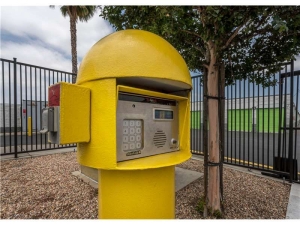 Extra Space Storage - 1384 - Santa Fe Springs - Slauson Ave - Photo 2