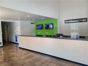 Extra Space Storage - 1253 - Thousand Oaks - Thousand Oaks Blvd - Photo 3