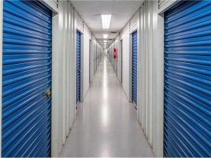 Extra Space Storage - 0726 - Orange - Boston Post Rd - Photo 5