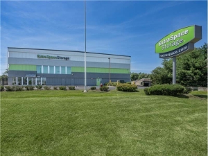 Extra Space Storage - 1258 - Ewing - Prospect St - Photo 6