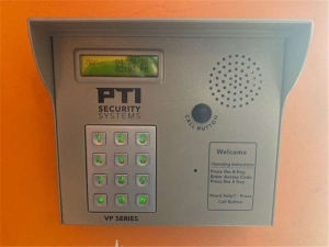 Extra Space Storage - 8881 - Bronx - Webster Ave - Photo 2