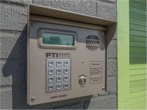 Extra Space Storage - 1918 - Bronx - W Farms Road - Photo 2