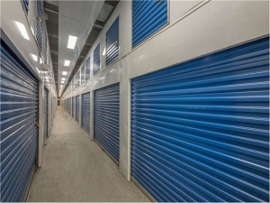 Extra Space Storage - 1918 - Bronx - W Farms Road - Photo 5