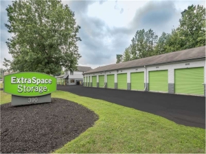 Extra Space Storage - 1036 - Doylestown - N Broad St - Photo 6