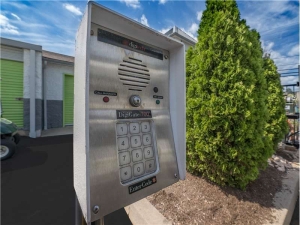 Extra Space Storage - 0741 - Johnston - Hartford Ave - Photo 2