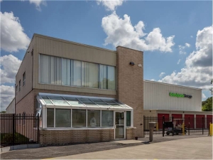 Extra Space Storage - 8894 - Cumberland - Dexter Street