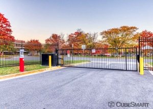 CubeSmart Self Storage - MD Rockville Research Pl - Photo 3