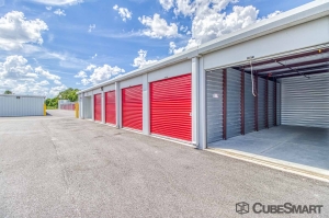 CubeSmart Self Storage - FL Wildwood East State Road 44 - Photo 12