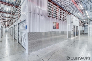 CubeSmart Self Storage - FL Orlando Conroy Storage Lane - Photo 5