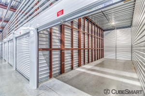 CubeSmart Self Storage - FL Orlando Conroy Storage Lane - Photo 4