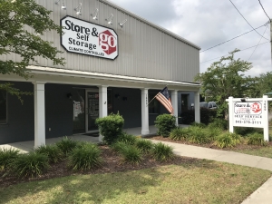 Store & Go Self Storage - 1800 Boundary Street - Photo 1