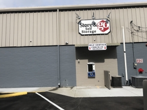 Store & Go Self Storage - 1800 Boundary Street - Photo 3