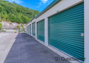 CubeSmart Self Storage - CT Beacon Falls S Main St - Photo 4