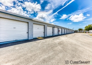 CubeSmart Self Storage - FL Fort Myers Chitwood Drive SW - Photo 2