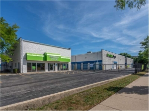 Extra Space Storage - 7254 - Lincolnwood - Devon Ave