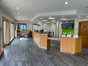 Extra Space Storage - 7254 - Lincolnwood - Devon Ave - Photo 3