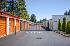 Public Storage - Lake Oswego - 7095 SW McEwan Rd - Photo 4