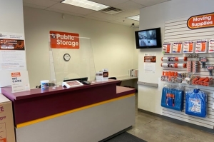 Public Storage - Seattle - 2746 NE 45th St Suite 100 - Photo 3