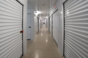 Public Storage - San Antonio - 2606 Thousand Oaks Dr - Photo 2