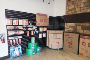 Public Storage - San Antonio - 2606 Thousand Oaks Dr - Photo 3