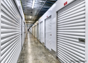 CubeSmart Self Storage - FL Lantana North 4th Street - Photo 6
